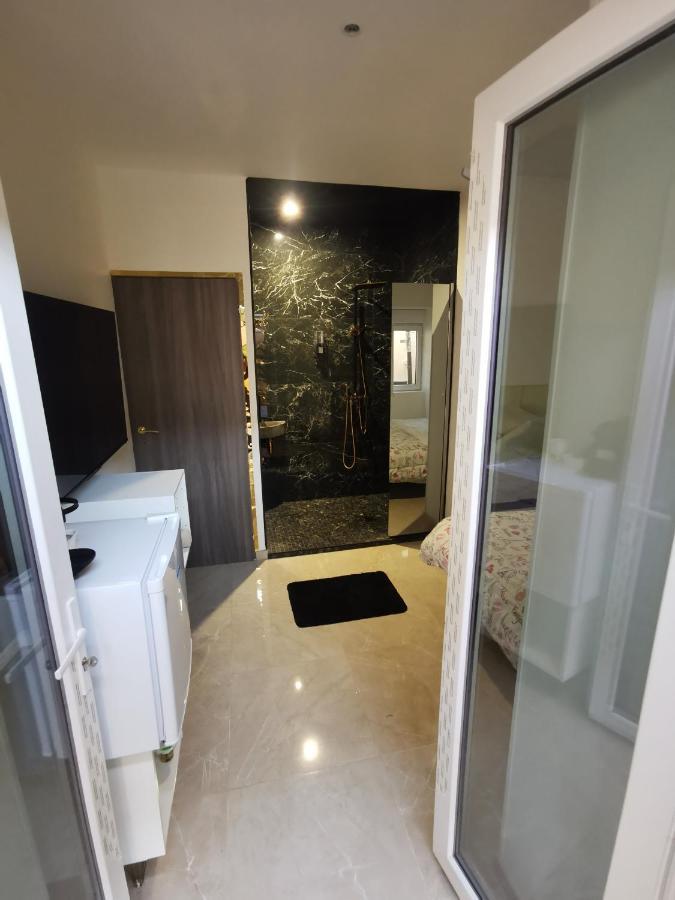 Lyon Superbe Jacuzzi Vue Sur Jardin Leilighet Villeurbanne Eksteriør bilde